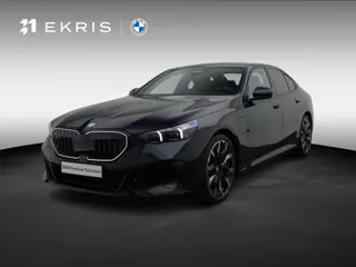 BMW 5 Serie Sedan 550e xDrive M Sportpakket Pro | Innovation Pack | Travel Pack | Comfort Pack | Tre