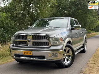 Dodge Ram 1500 5.7 V8 Crew Cab 5'7 | LARAMIE + Schuif/kanteldak + Lederbekleding + BTW