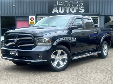 Dodge Ram 1500 5.7 V8 Crew Cab 5'7 sport