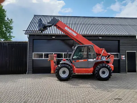 Manitou MT 1440 SL T | Verreiker met vorken (bj 2006)
