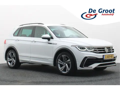 Volkswagen Tiguan 1.5 TSI R-Line Business+ Camera, Apple Carplay, Keyless, IQ Light, ACC, 19"