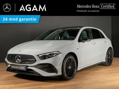 Mercedes-Benz A-klasse 250 e Business Solution AMG Premium PLUS | Panorama dak