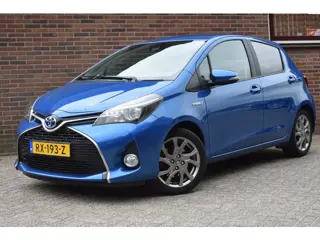 Toyota Yaris 1.5 Hybrid Dynamic Bi-Tone '16 Navi Clima Cruise Inruil mogelijk