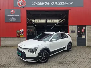 Kia Niro 1.6 GDi PHEV DynamicLine/ Stoel en stuur verwarming/ Camera/ Cruise control/ Apple Carplay-