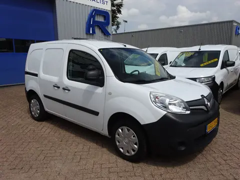 Renault Kangoo 1.5 dCi AIRCO NAVIGATIE CRUISE CONTROL SCHUIFDEUR