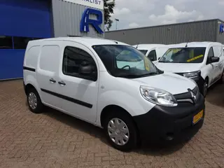 Renault Kangoo 1.5 dCi AIRCO NAVIGATIE CRUISE CONTROL SCHUIFDEUR