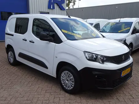 Peugeot Partner 1.2 PureTech Pro BENZINE AIRCO NAVI CRUISE CONTROL PDC SCHUIFDEUR