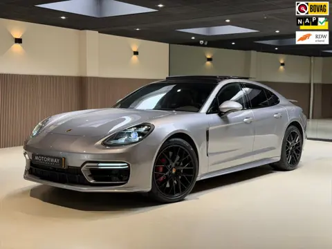 Porsche Panamera 2.9 4 E-Hybrid|Pano|Bose|360|Chrono|Massage|Stoelventilatie|