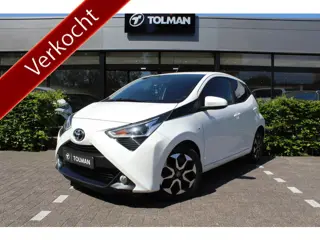 Toyota Aygo 1.0 VVT-i x-joy | Rijklaar | Stoelverw. | Clima | Apple/Android | Camera | All-season | 