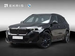 BMW iX1 xDrive30 | M Sportpakket | Innovation Pack | Panodak | Head-Up | Trekhaak | Harman Kardon | 