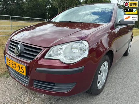 Volkswagen Polo 1.4-16V Trendline DEALER onderhouden en 1ste eigenaar