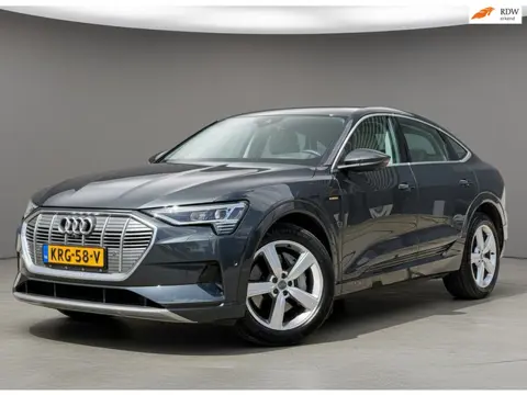 Audi E-tron Sportback 55 quattro Business edition Plus 95 kWh|Luchtvering|Leder|HUD|Trekhaak|3D-came