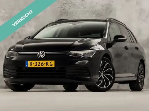 Volkswagen Golf Variant 1.0 TSI Life Sport (APPLE CARPLAY, GROOT NAVI, STUUR/STOELVERWARMING, MEMORY