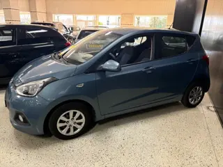 HYUNDAI I10 1.0 i Motion Comfort / Navigatie / Climatronic / Cruise / Pdc