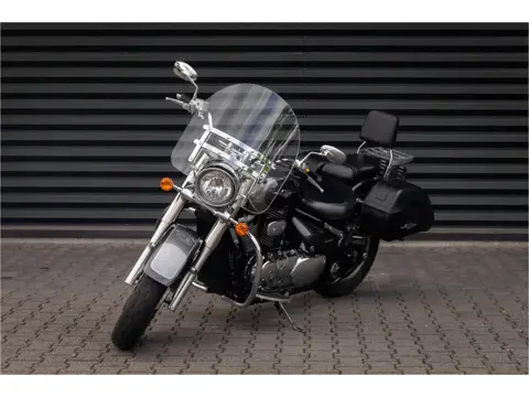 Suzuki VL 800 Intruder Volusia LC Two Tone (bj 2008)