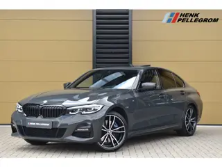 BMW 3-serie 330e High Exe M-Sport * Harman/Kardon * Schuifdak * M-Achterspoiler * SOH 84.7% * Head-u