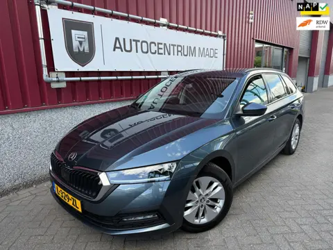 Skoda Octavia Combi 1.0 TSI Business Edition // Clima // PDC // Navi //