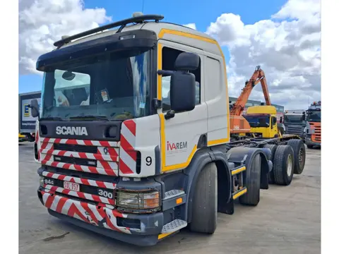 Scania 94 G300 * 8x2 * Euro 3 (bj 2004, automaat)
