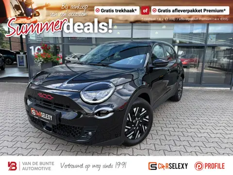 Fiat 600e RED 54 kWh *Cruise Control & Led*