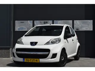 Peugeot 107 1.0-12V XR 5 drs Airco / NAP / Radio (bj 2012)