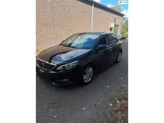 Peugeot 308 1.2 PureTech Blue Lease Executive!