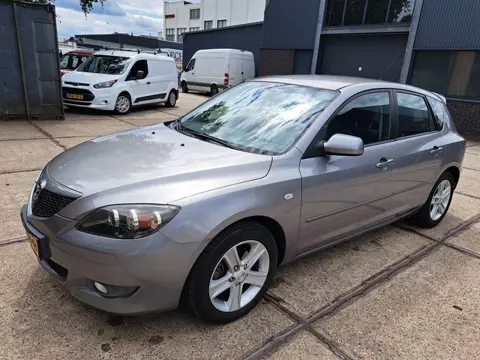 Mazda 3 Sport 1.6 TOURING AIRCO NIEUWSTAAT NIEUWE APK NIEUWE BANDEN