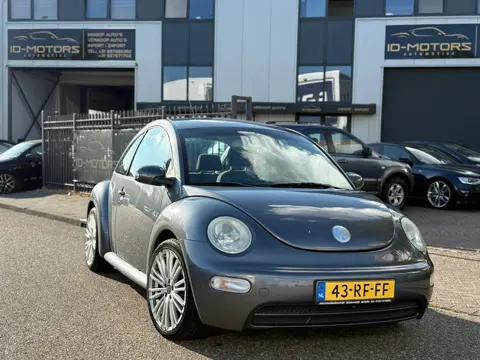 Volkswagen New Beetle 1.6 Luxe uitvoering Nap apk SPORT