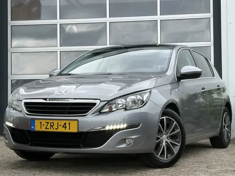 Peugeot 308 1.2 PureTech Style 131pk | Achteruitrijcamera | Bluetooth | Cruise Control | Dab | Elect