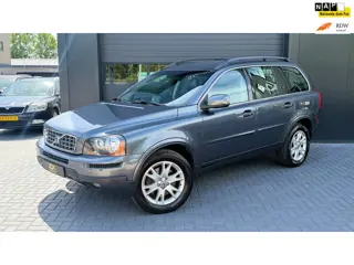Volvo XC90 2.5 T Momentum 7Persoons|Trekhaak