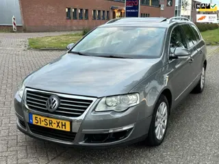 Volkswagen Passat Variant 2.0 FSI Highline ECC Leder Audio-CD/Navi Sportstoelen LMV 16" PDC Xenon Sc