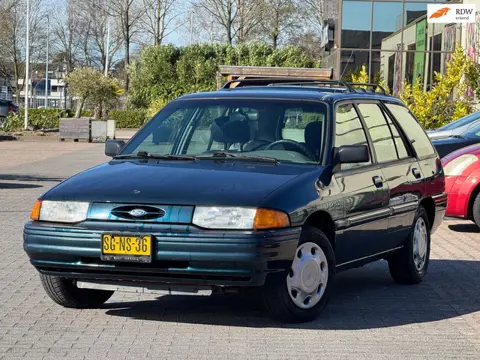 Ford ESCORT LX WAGON Automaat | Airco | Elektrische spiegels | APK 18-12-2026