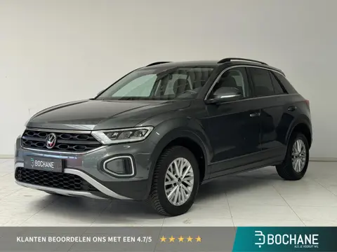 Volkswagen T-Roc 1.0 TSI Life | Stoelverwarming | Navigatie | Climate Control | Parkeersensoren V+A 