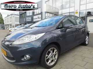Ford Fiesta 1.25 Titanium airco ecc ,5 drs ,nl-auto