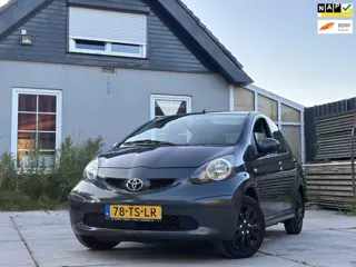 Toyota Aygo 1.0-12V + | NAP | 5-drs | El. Ramen | Rijklaar!