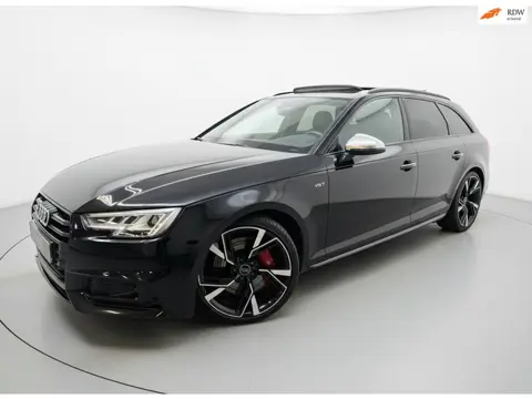 Audi S4 Avant 3.0 TFSI S4 quattro RS STOELEN PANO ACC CAMERA
