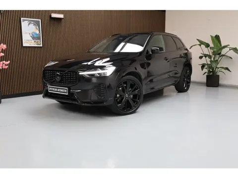 Volvo XC60 T6 Recharge Ultimate Black | Head Up Display | Panoramadak | Pilot Assist