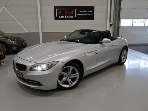 BMW Z4 Roadster sDrive23i 6-cilinder Navigatie Leer Airco Boekjes aanwezig 17 inch Sportvelgen Stoel