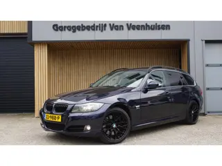 BMW 3-serie Touring 330i Xdrive 272pk Clima Pano Leder Elek stoel Xenon *2de eign* Stoelverw 18 inch