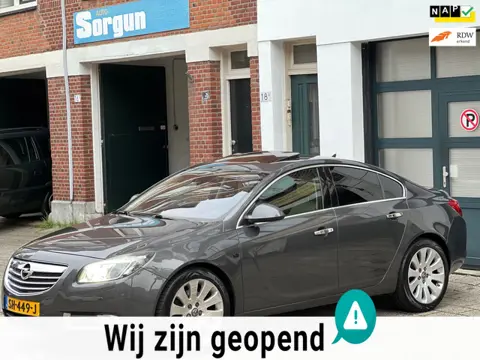 Opel Insignia 2.8 T Executive 4x4-dak-goed onderhouden