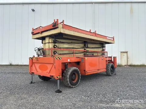 Holland lift M-250DL27 (bj 2010)