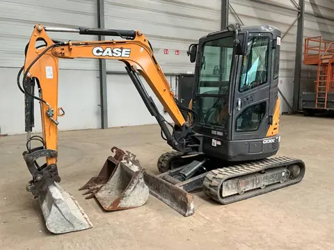 Case CX 30 C (bj 2017)