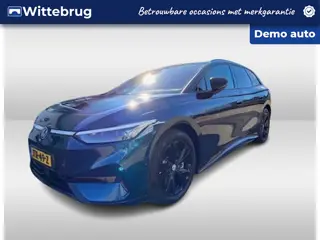 Volkswagen ID.7 Tourer Pro Limited Edition 77 kWh / Panoramadak / Trekhaak / Carplay / Navi