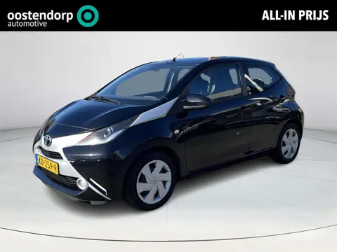 Toyota Aygo 1.0 VVT-i x-play | Airco | Parkeercamera | Bluetooth | Incl 12 maanden garantie |