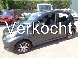Toyota Aygo 1.0 VVT-i Comfort airco, audio, metallic lak, 5 deurs