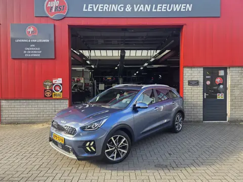 Kia Niro 1.6 GDi Hybrid ExecutiveLine Automaat/ Navigatie/ Parkeersensoren V+A/ Lederen bekleding/ C