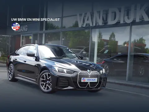 BMW i4 eDrive40 84 kWh M Sportpakket Park Plus Stoelverstelling elektrisch Comforttoegang Innovation