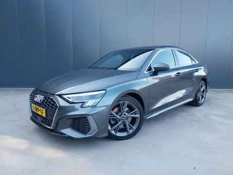 Audi A3 Limousine 30 TFSI S LINE 1e EIGENAAR VIRTUAL COCKPIT 18 INCH ECC CRUISE NAVI LED HALF LEER