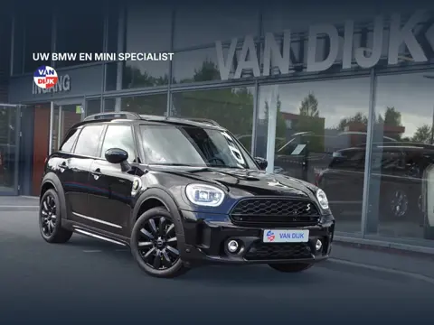MINI Countryman Cooper S E ALL4 Yours Leder pano.dak Elek.Stoelen Ada.Cruis control Head-up Apple Ca