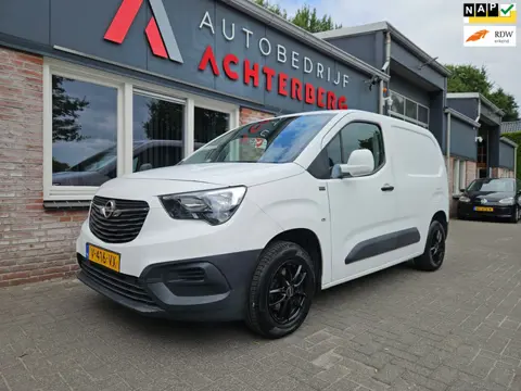 Opel Combo 1.6D L1H1 Edition Trekhaak! Airco! Cruise Control! Nette Bus! Schuifdeur! NAP!