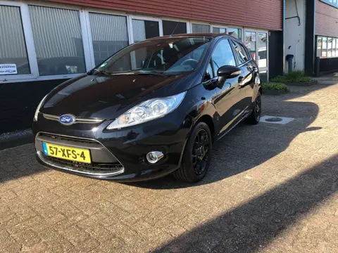 Ford Fiesta 1.25 Titanium X - Pack | 5 Deurs | Bluetooth | Climate Controle | Cruise Controle | Radi